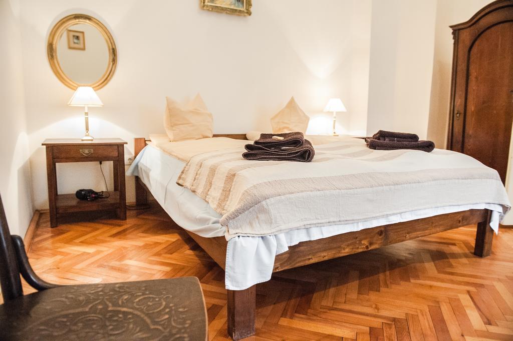 Brukenthal Central Apartments Sibiu Ruang foto