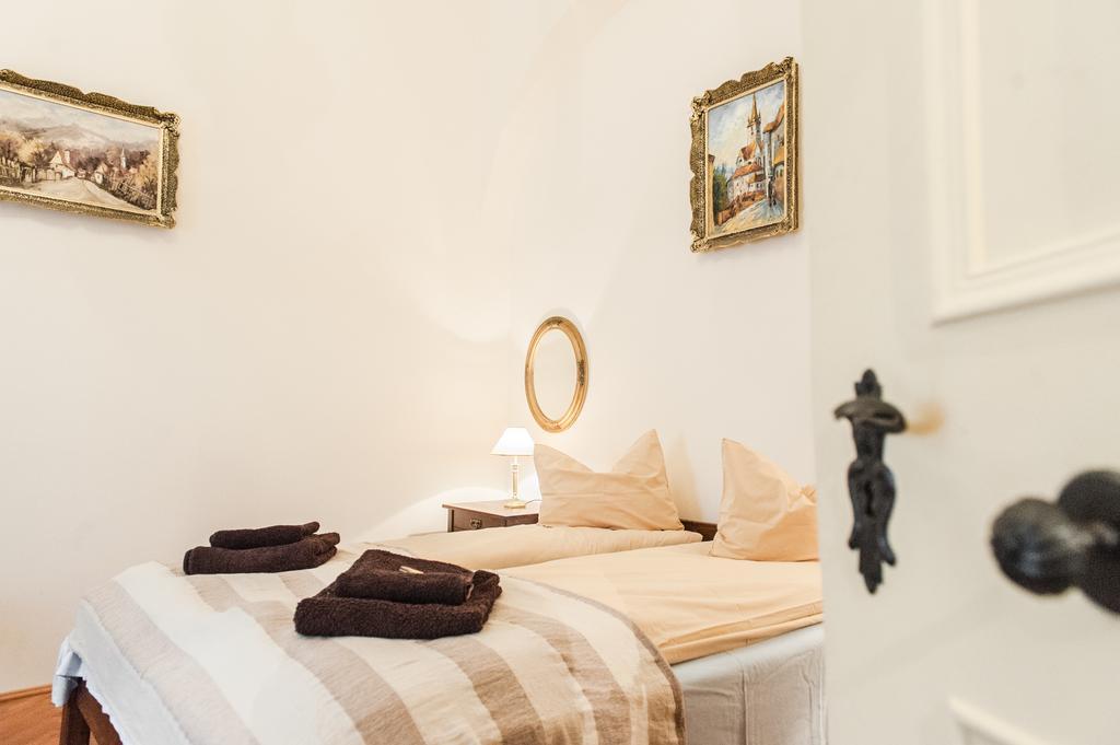 Brukenthal Central Apartments Sibiu Ruang foto